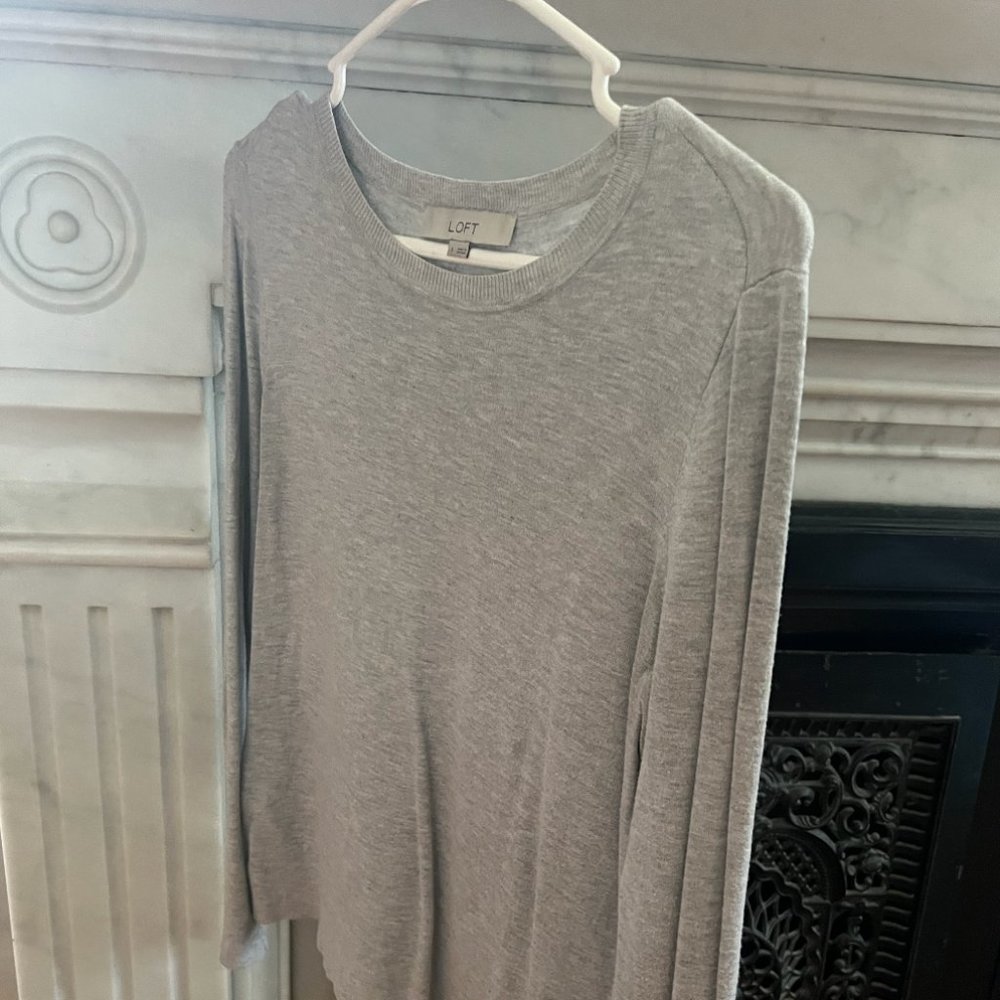 LOFT grey long-sleeved top